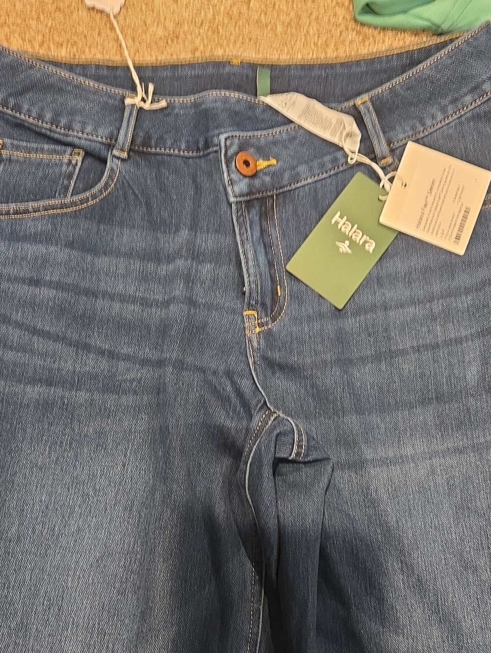 HALARA Asymetrical Jeans